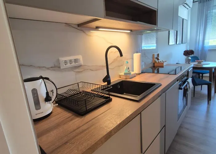 Hana Апартаменты